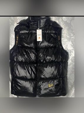 Glossy Black Hooded Puffer Vest Jacket Gold Lining Size 4XL NWT